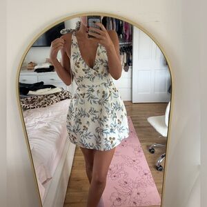 Chic Floral V-Neck Mini Dress